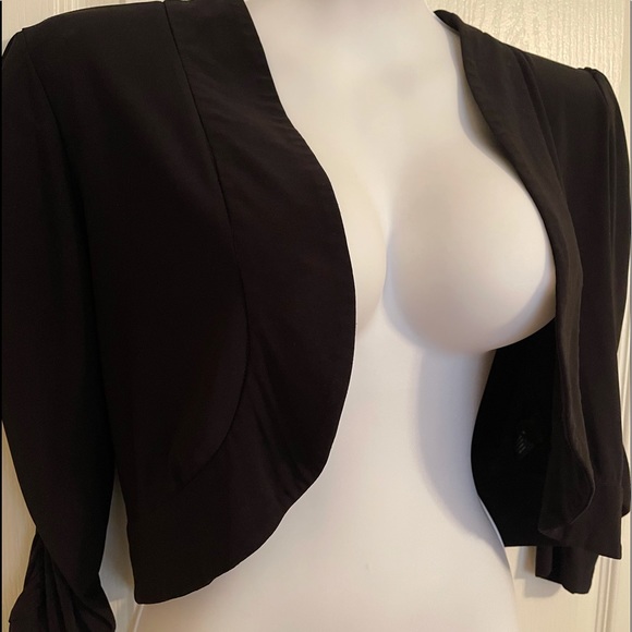 Shrug/Open Cardigan with detail sleeves - Picture 7 of 8